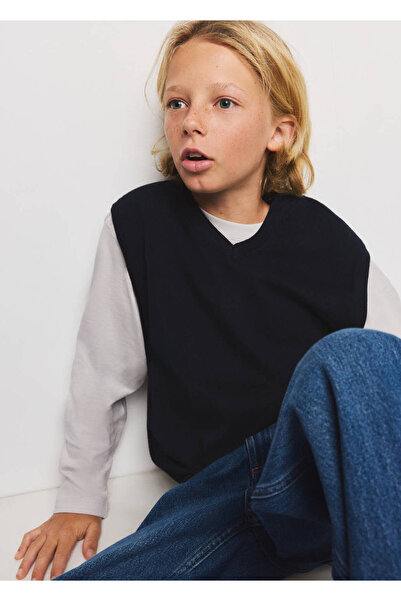 MANGO Kids Fine-knit V-neck waistcoat