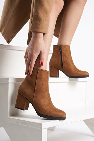 NOVELLAM SHOES Γυναικείες κοντές μπότες Liva Tan Suede με τακούνι