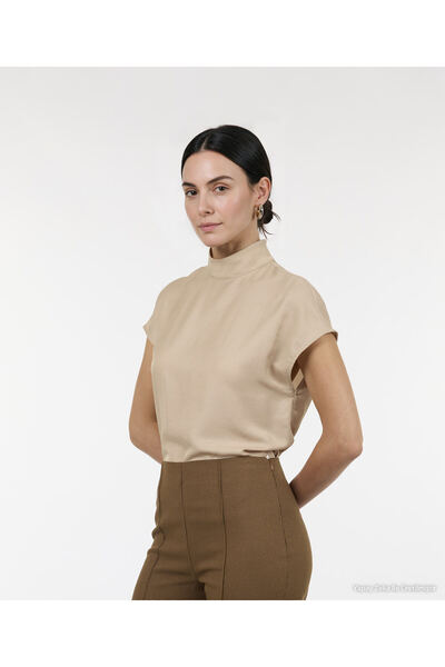 Yargıcı Regular Half Turtleneck Sleeveless Blouse