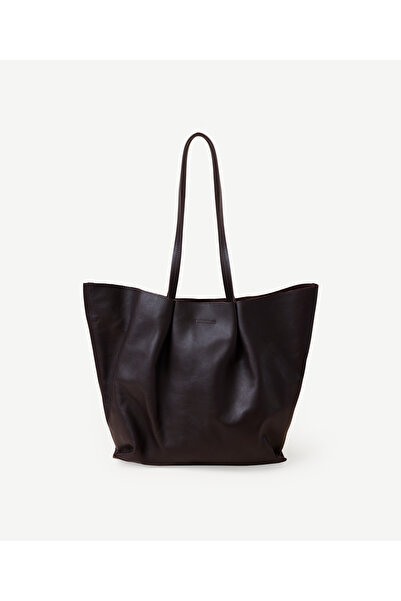 Yargıcı Draped Leather Shoulder Bag