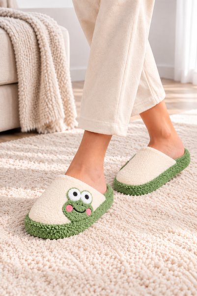 star shoes Kadın Kurbağa Figürlü Sessiz Taban Peluş Ev Terliği