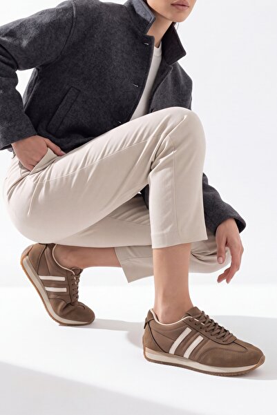 Marjin Kadın Süet Görünümlü Şerit Detaylı Çok Parçalı Bağcıklı Retro Günlük Sneaker Spor Ayakkabı Liyante Tütün Kahve Süet