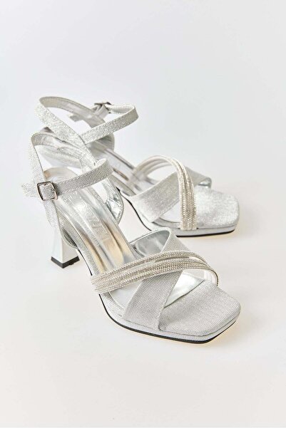 Juuuj Silver Stone Detailed Cross-Strapped Ankle-Tied Medium-Heeled Thick-Hee...