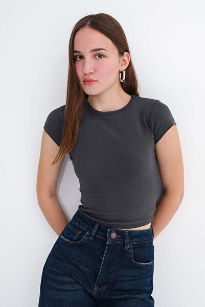 Addax Short Sleeve Basic T-Shirt P1742-L10