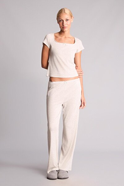 DeFacto Ultra Yumuşak Regular Fit Kısa Kollu Pijama Takımı G3119AX26AU