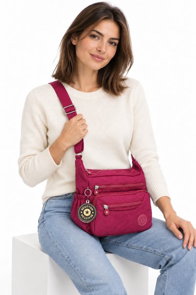 Bevitton Geantă Crossbody de umăr din material textil impermeabil 4120 Roșu Claret