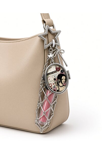 Meyra Accessories Metal Aynalı gloss tutuculu Nana Charm Anahtarlık 1 adet gelmektedir