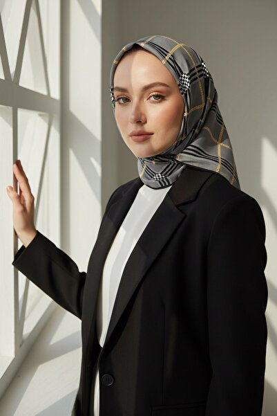 VİOLLA Twill Ekose Desenli Gümüş Renkli 90x90 Eşarp (İpek İçermez) Kenar Diki...