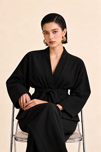 Glowear Atelier جاكيت كيمونو أسود نسائي - قماش منسوج كبير الحجم مع حزام - 70 سم