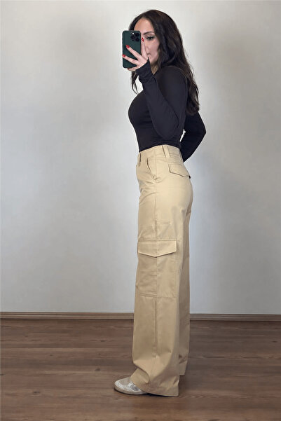 Felya Camel Loose Fit Cargo Pants