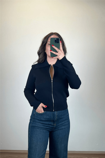 Felya Black Polo Collar Zippered Knitwear Cardigan