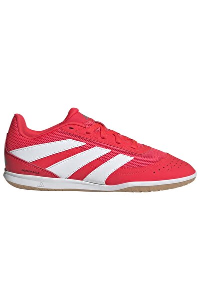 adidas Predator Club στο δωμάτιο 34