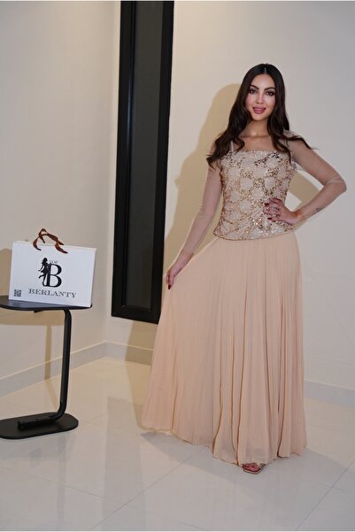 berlanty Elegant Evening Dress in Soft Beige with Luxurious Sequin and Bead E...