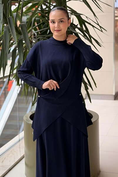 MISS DALIDA Missdalida Asymmetrical Tunic with Metal Button Detail