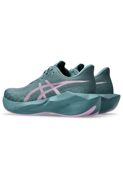 Asics NOVABLAST 6