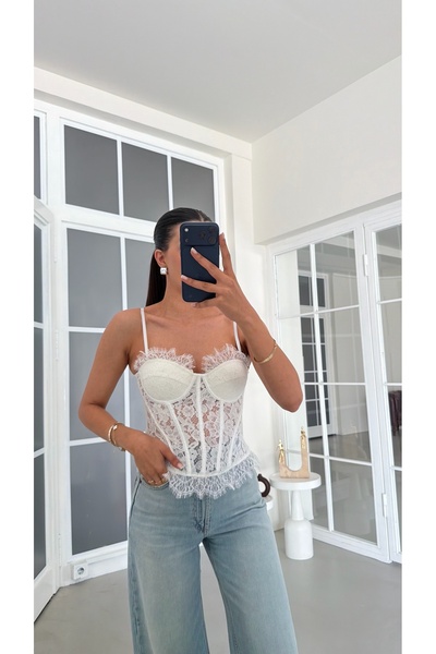 GAUS CO Beyaz Dantelli Çıkarılabilir Askılı Sırtı Lastikli Korse GAUS-01923