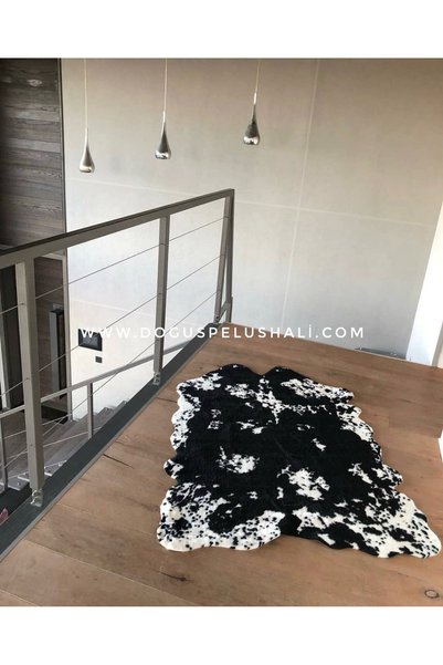 Doğuş Peluş Halı Dana Post Siyah Beyaz Yumuşak Dokulu Peluş Halı