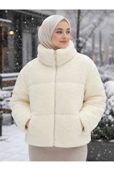 ZÜMRAS Beyaz Renk Dik Yakalı Cepli Kadın Peluş Mont