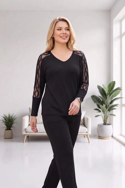 aytemas Kolları Pul Boncuk İşlemeli Bluz