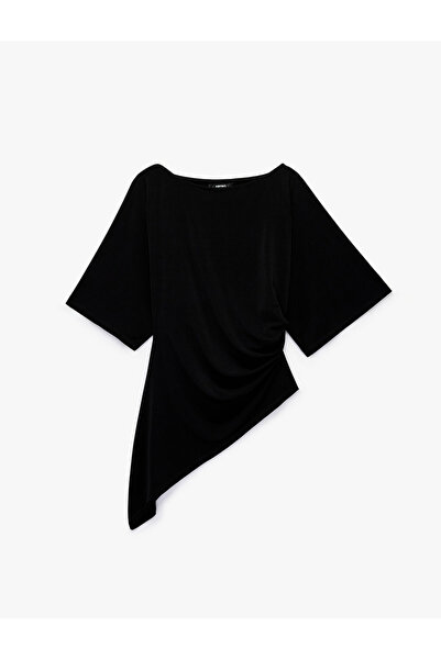 Koton Slim Fit Asimetrik Kesim Kayık Yaka Drapeli Kısa Kollu Bluz
