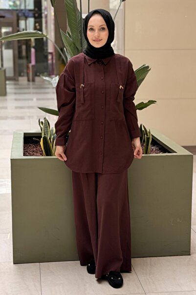Ceremony Navi Suit with Two Front Pockets and Gold Accessories with Trousers