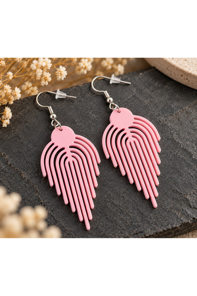 Generic Brand Cercei Roz Pastel cu Design Modern Tip Cascadă – 7 × 3 cm