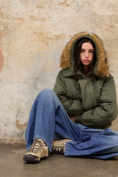 Stradivarius Kapüşonlu kısa ceket