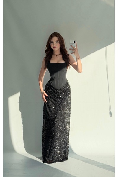 ayşenur Dinçer butik Adesse Eteği Payetli Abiye Siyah