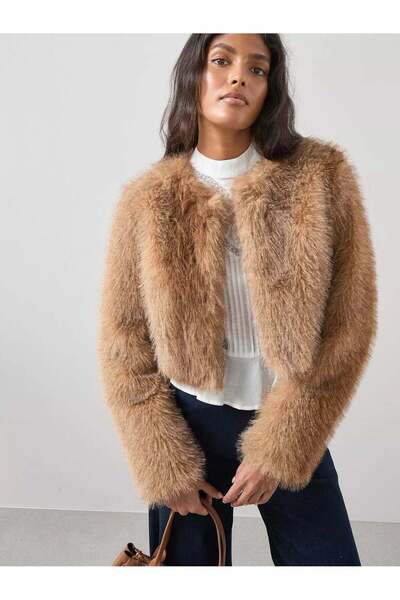 Sheya Fur coat. brown