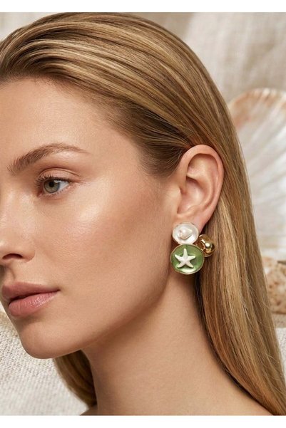 Halley Concept Vintage Design Earrings with Green Starfish Figure 3X3 cm