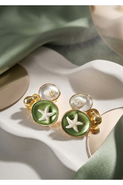 Halley Concept Vintage Design Earrings with Green Starfish Figure 3X3 cm