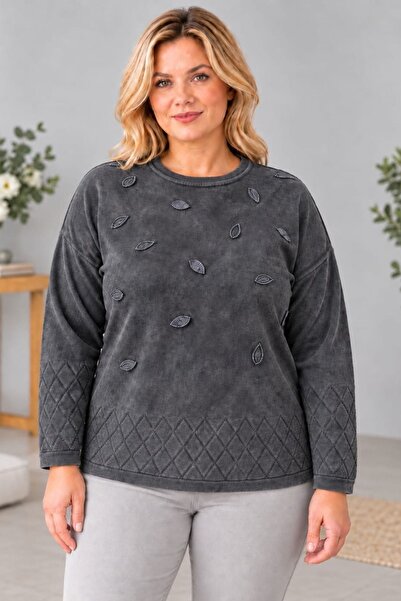 CEDY DENIM Women's Water Drop Stone Embroidered Crew Neck Comfortable Fit Kni...