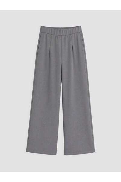 LC Waikiki Pleated Girls' Soft Touch Sweatpants for Style Seekers from Uzg Store