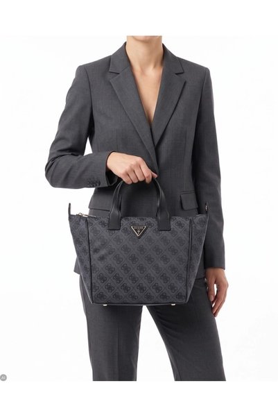 Guess Adrian Logo Kadın Seyahat Çantası TWNB2168019