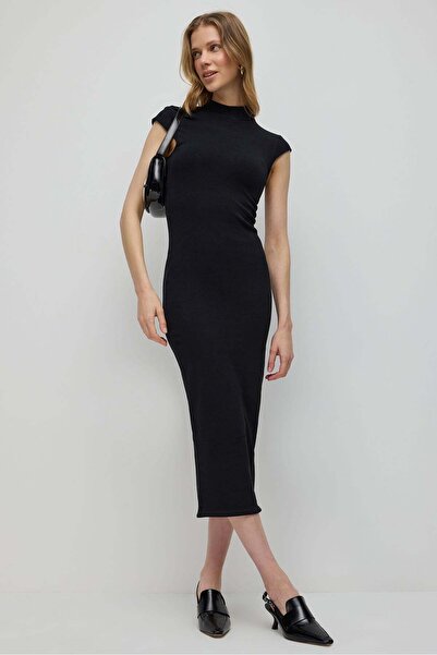 No Matter What Rochie midi cu mâneci scurte