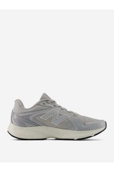 New Balance Grey Amaste Sneakers