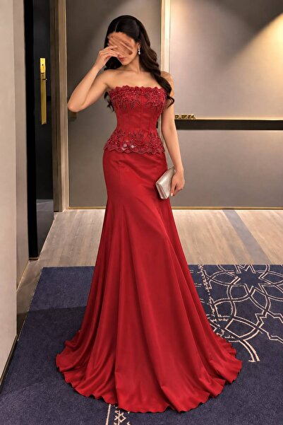 Olivia Style فستان سهرة ماكسي أحمر بقصة كورسيه وتطريز دانتيل بدون أكمام وتنور...