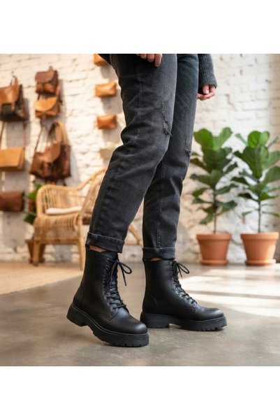 Afilli Women's Black Matte Thick Sole Zippered Easy-To-Wear Daily Casual Winter Shoes Boots