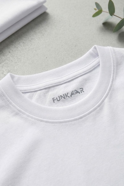 Funkaar Awareness Pink Ribbon Heart Kids T-Shirt