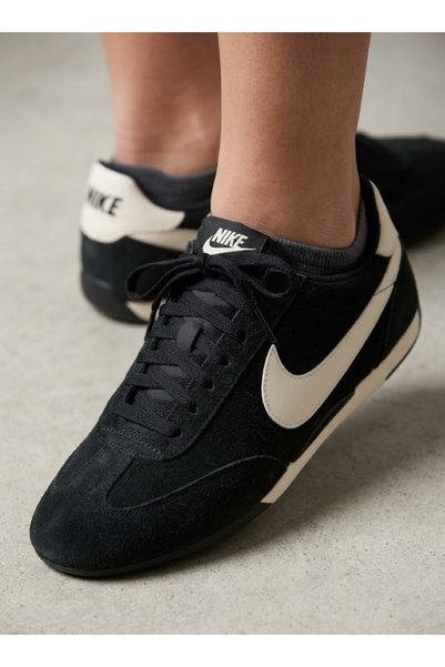 Nike Sprint Sister Siyah Spor Ayakkabı Günlük Kullanım İçin Şık ve Rahat Sneaker