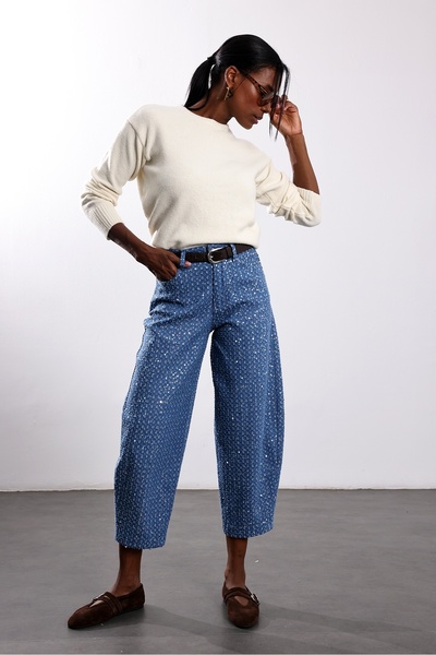 5in1Canpolat Blue Sequin Embroidered Barrel Jean 02111