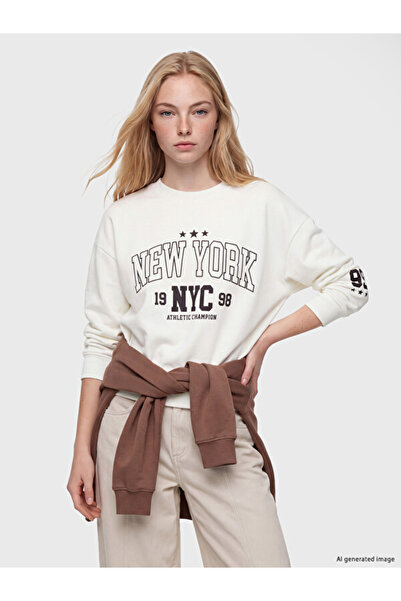 LC Waikiki Stylish Women's Nyc Printed Loose Fit Thick Sweatshirt from Uzg Store