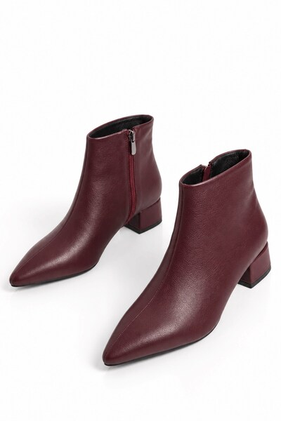 İX Poca Women's Burgundy Leather Pointed Toe Low Block Heel Side Zipper Short Boots 4 cm Heel (Narrow Fit)