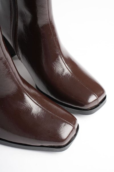TRENDELLA حذاء شتوي نسائي بني داكن بكعب سميك 7.5 سم TR05MK02B