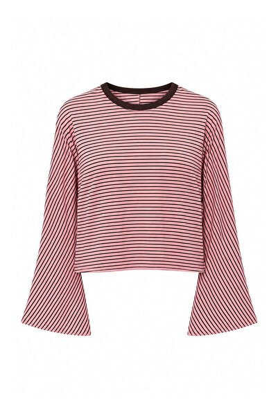 Trendyol Collection تي شيرت محبوك باللون الوردي TWOAW27TS00126