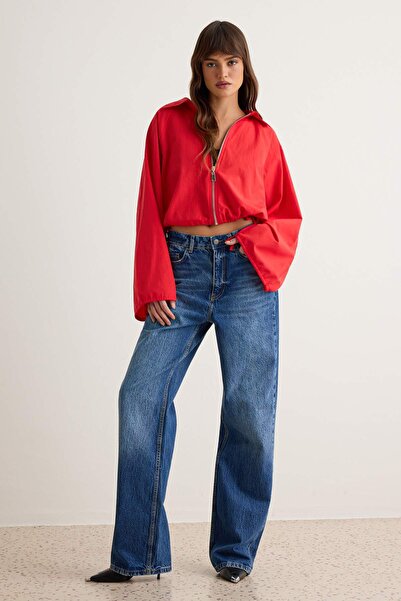 Trendyol Collection جينز أزرق عالي الخصر مستقيم القصة TWOAW27JE00311