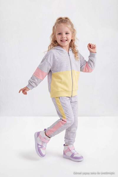 TRENDYOLKIDS Gray Melange Thick Girls' Knitted Sweatshirt and Sweatpants - To...
