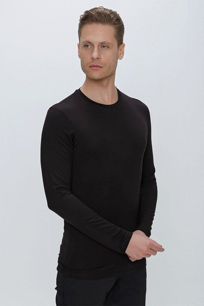 Efor Slim Fit Bisiklet Yaka Esnek Uzun Kollu Siyah Tişört TS 842
