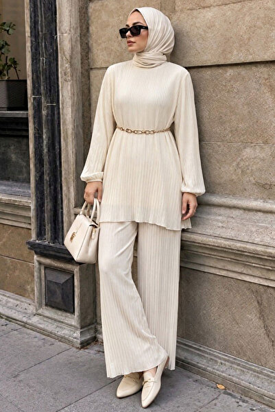 Neva Style Piliseli Chain Accessoire-Set mit ecrufarbenem Chiffon-Hijab-Rock ...