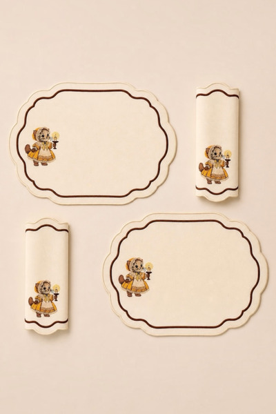 4 Parça 2 Kişilik Vintage Kedi Nakışlı Sofra Seti (2 Amerikan Servisi 43x30 + 2 Peçete 30x30)